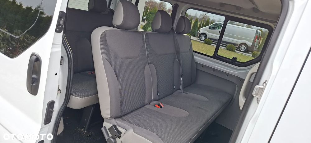 Opel Vivaro - 38