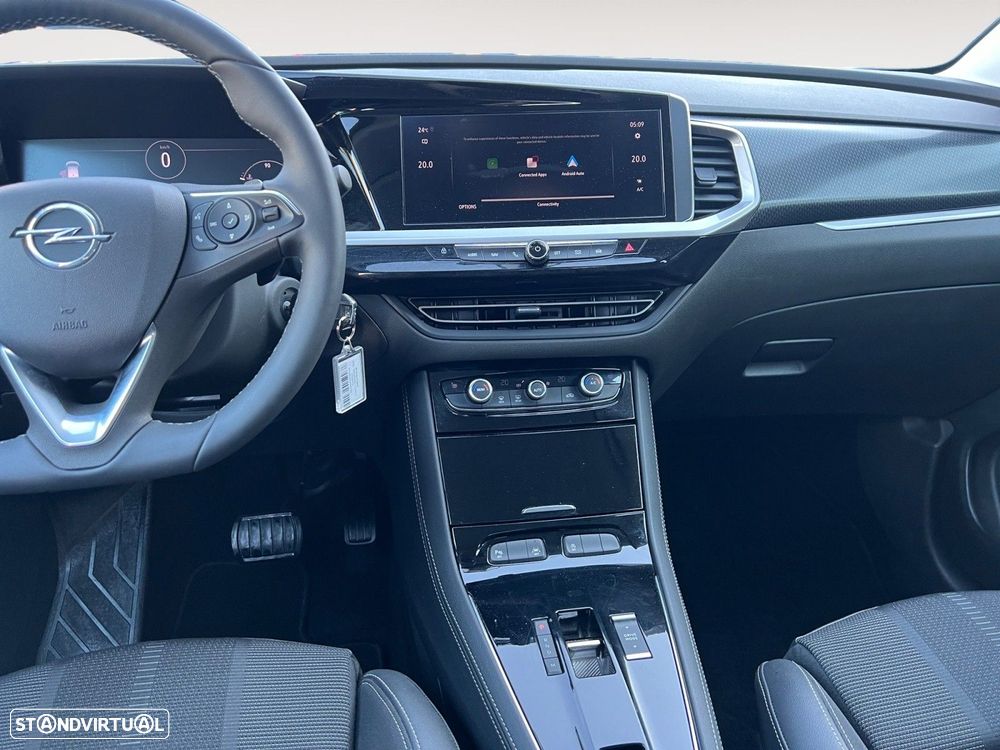 Opel Grandland 1.2 T GS AT - 11