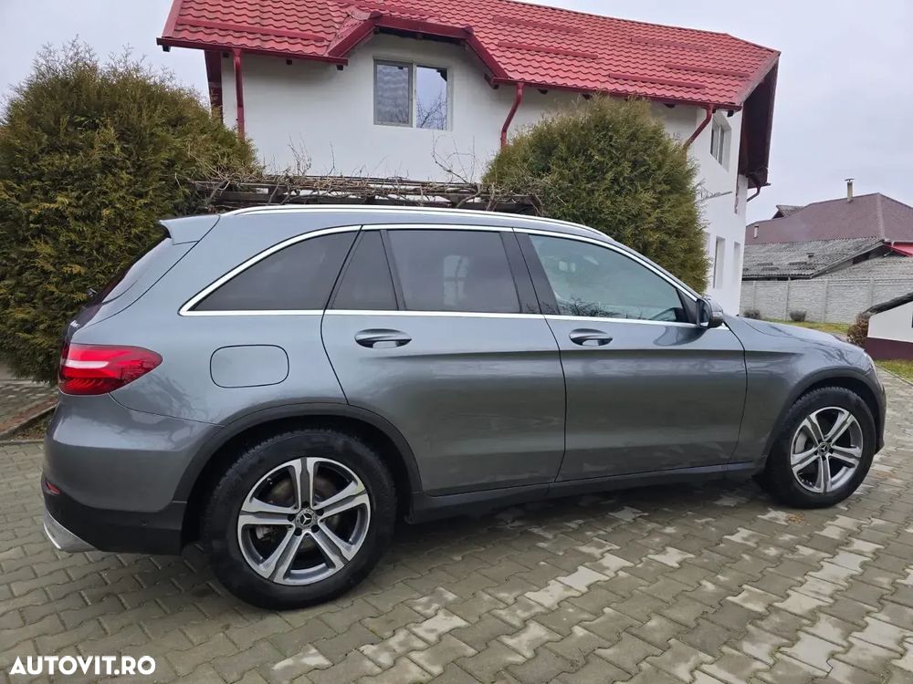 Mercedes-Benz GLC - 2