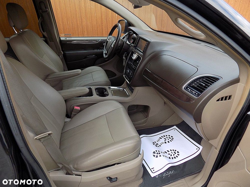 Lancia Voyager 2.8 CRD16v Silver - 9