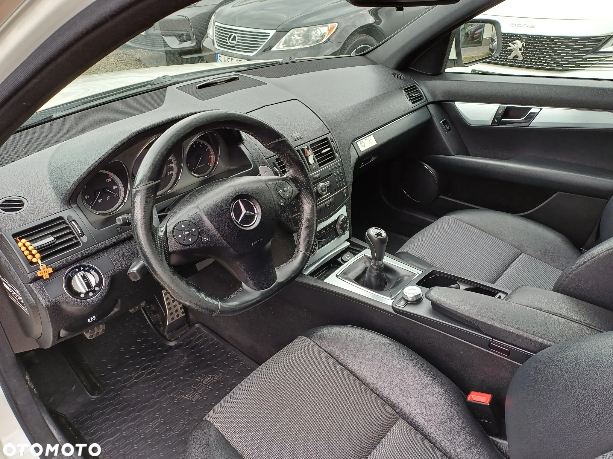 Mercedes-Benz Klasa C 230 Avantgarde - 13