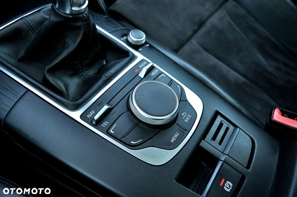 Audi A3 Limousine 1.6 TDI Attraction - 28