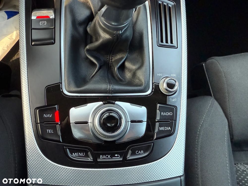Audi A4 Avant 2.0 TDI DPF Ambition - 27