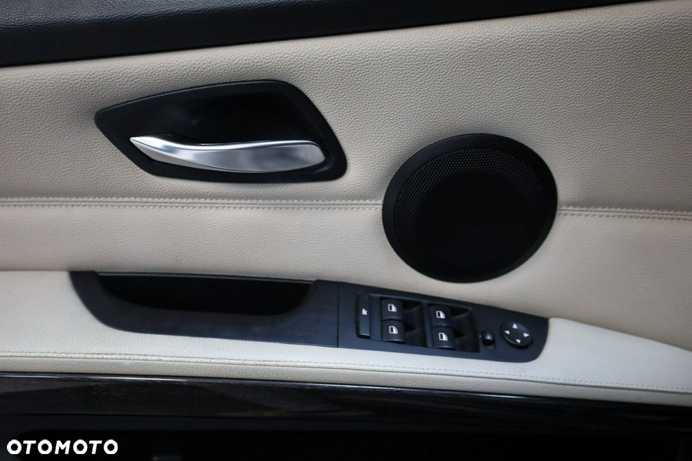 BMW Seria 3 - 12
