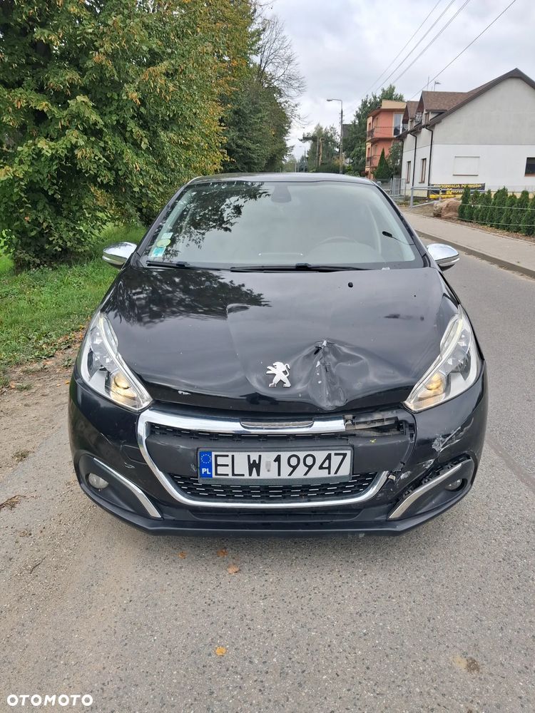 Peugeot 208 1.6 BlueHDi Allure S&S - 8