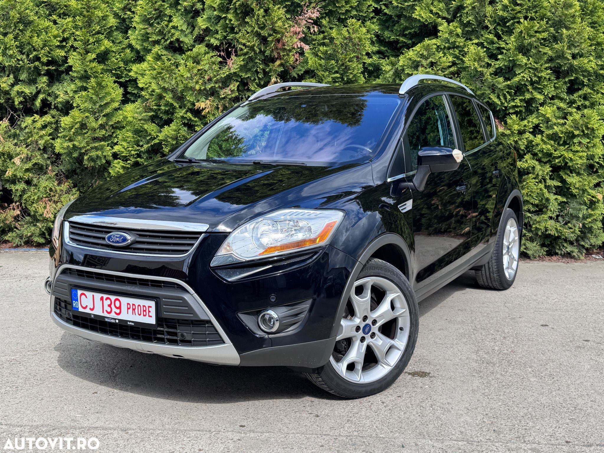 Ford Kuga 2.0 TDCi 4x4 Titanium - 1
