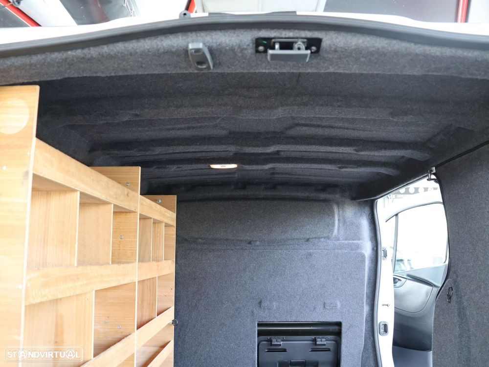 Renault Trafic 2.0 dCi L1H1 1.0T - 20