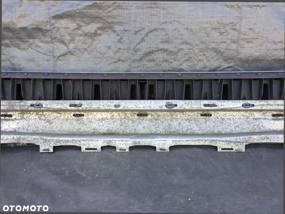 AUDI A4 B5 SEDAN ZDERZAK TYLNY TYŁ - 6