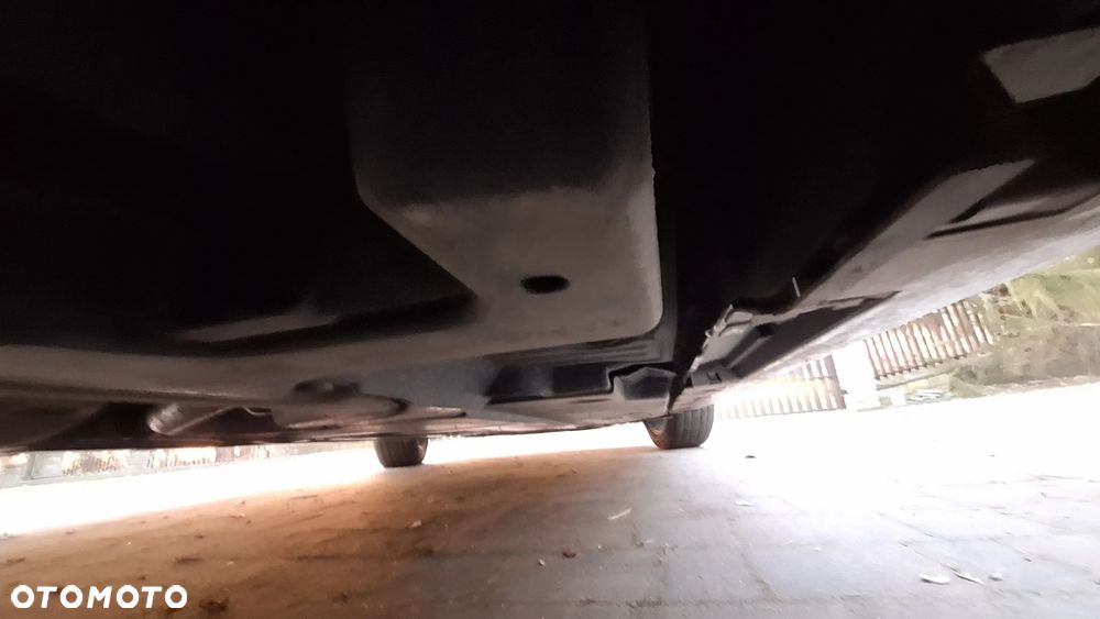 Toyota Corolla 1.8 Comfort - 17