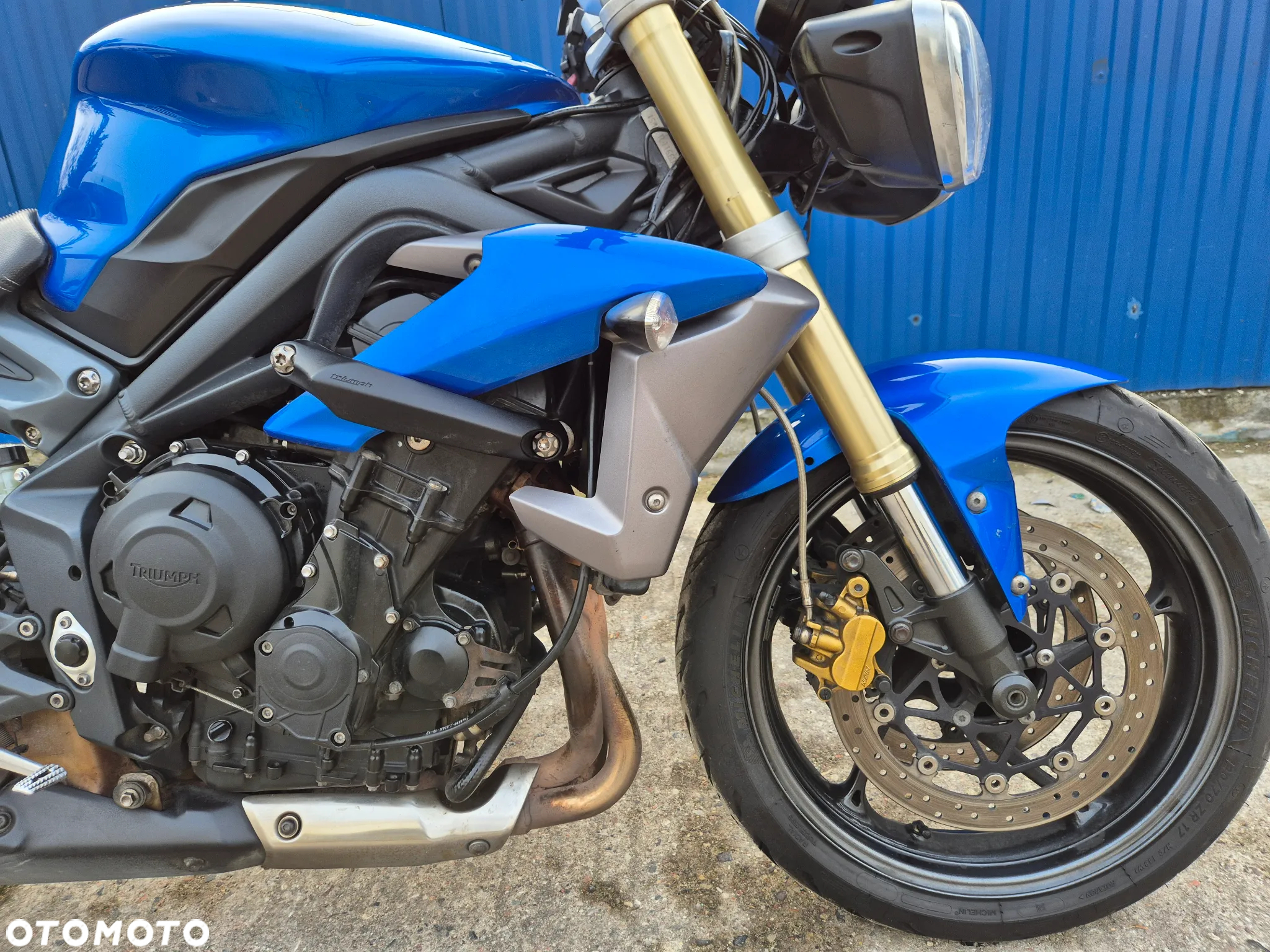 Triumph Street Triple - 11
