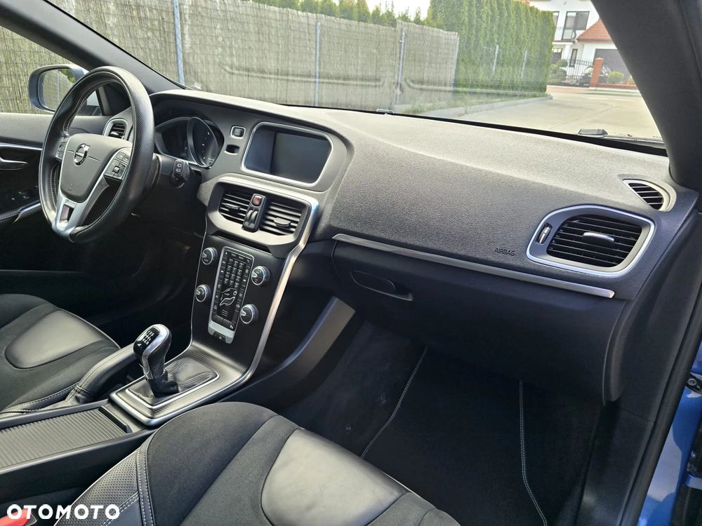 Volvo V40 - 29