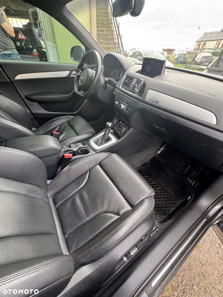 Audi Q3 - 18
