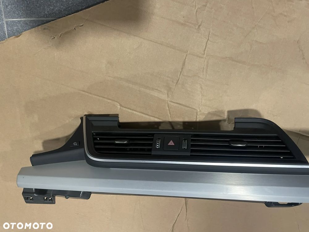 Audi Q5 80A dekor, listwa konsoli, kratka nawiewu. - 2