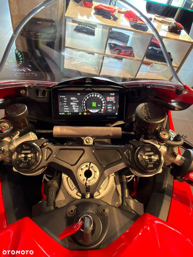 Ducati Panigale V4 - 15