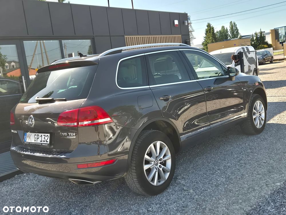 Volkswagen Touareg 3.0 V6 TDI BMT Business Line - 11