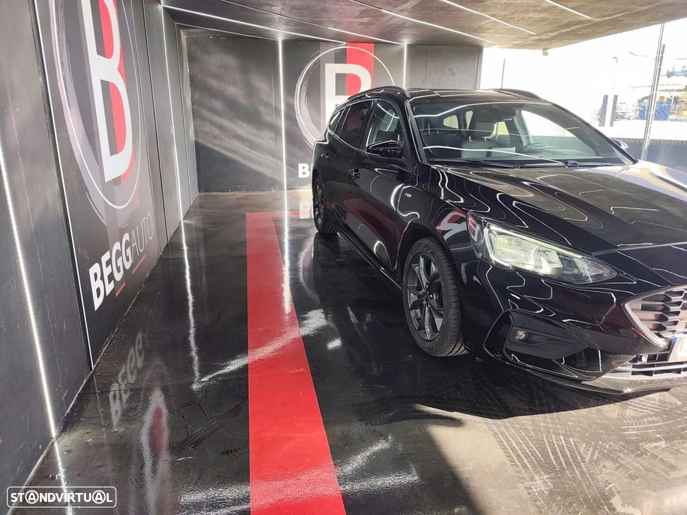Ford Focus SW 1.0 EcoBoost MHEV ST-Line - 25