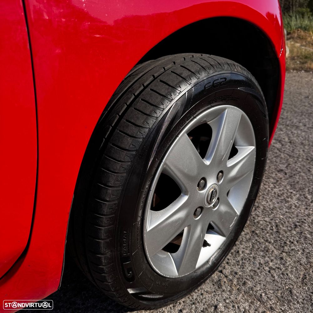 Nissan Micra 1.5 dCi Tekna AC Safe+Eleg. - 4