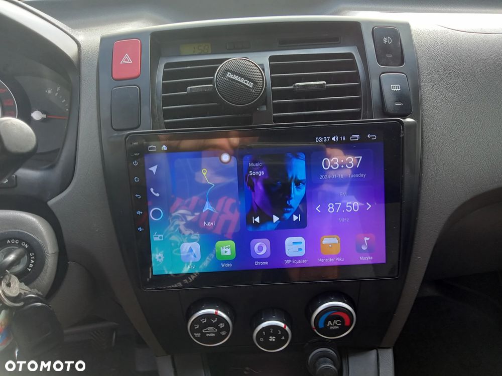 Hyundai Tucson 2.0 Comfort 2WD - 16