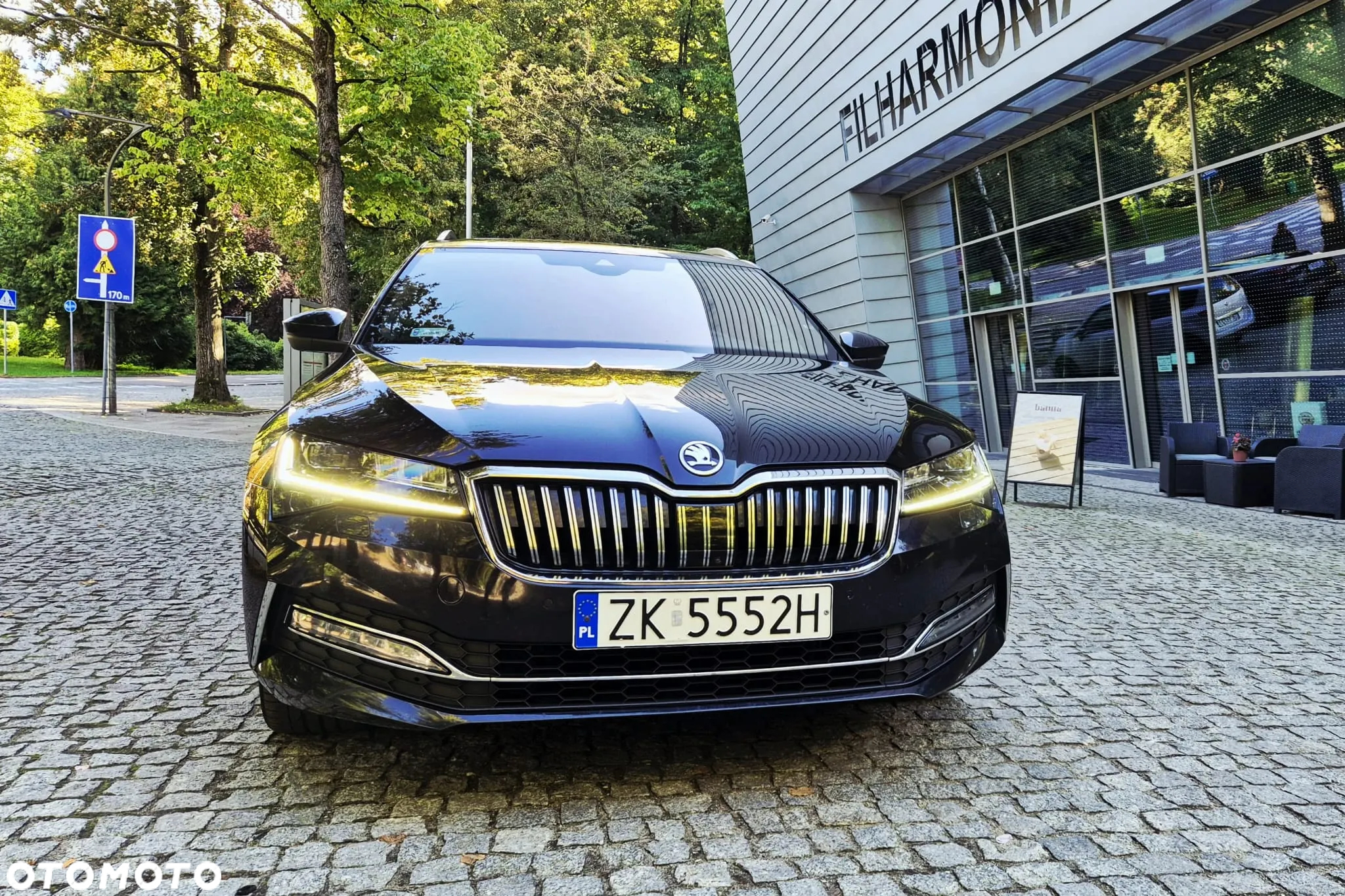 Skoda Superb 2.0 TDI SCR 4x4 L&K DSG - 3