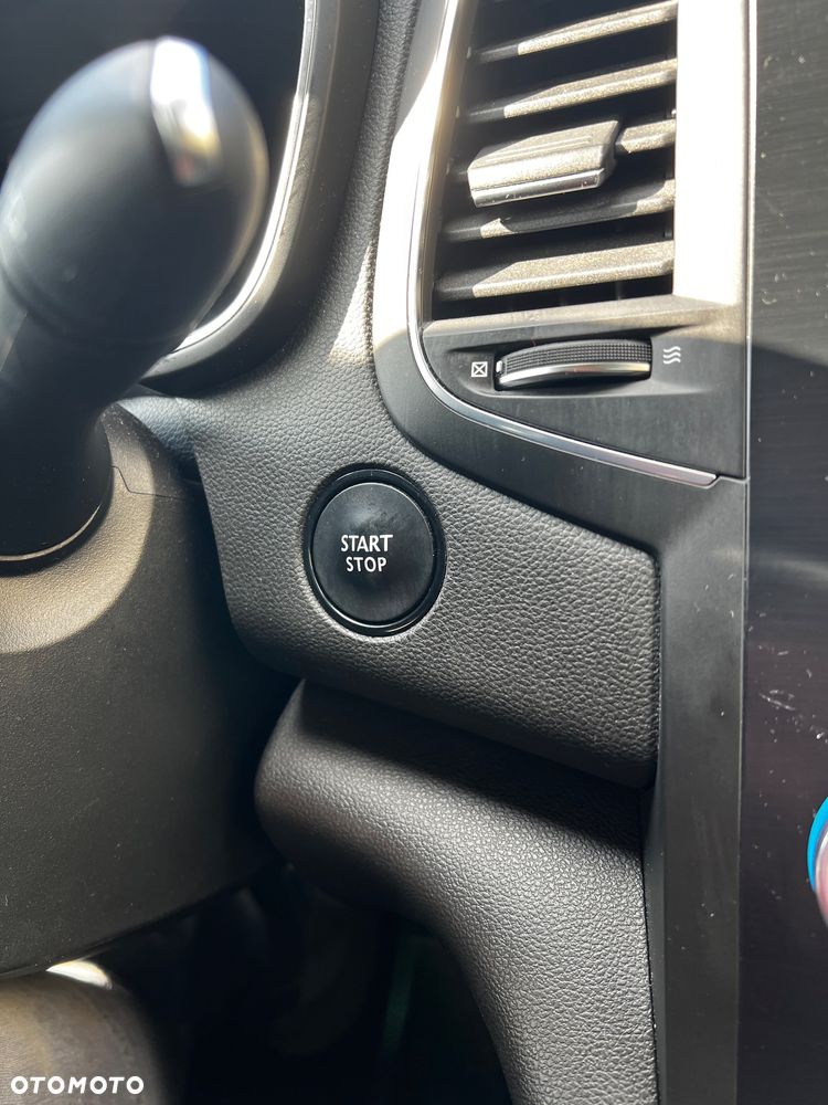 Renault Megane ENERGY TCe 100 INTENS - 16