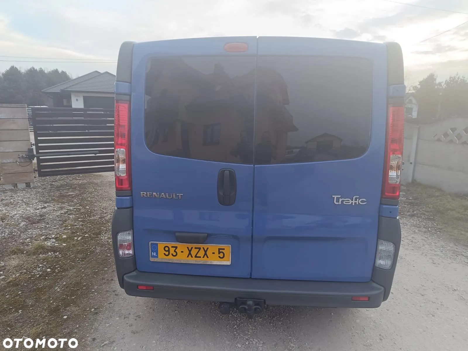 Renault Trafic - 12