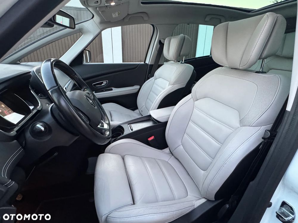 Renault Scenic 1.6 dCi Energy Privilege S&S - 20