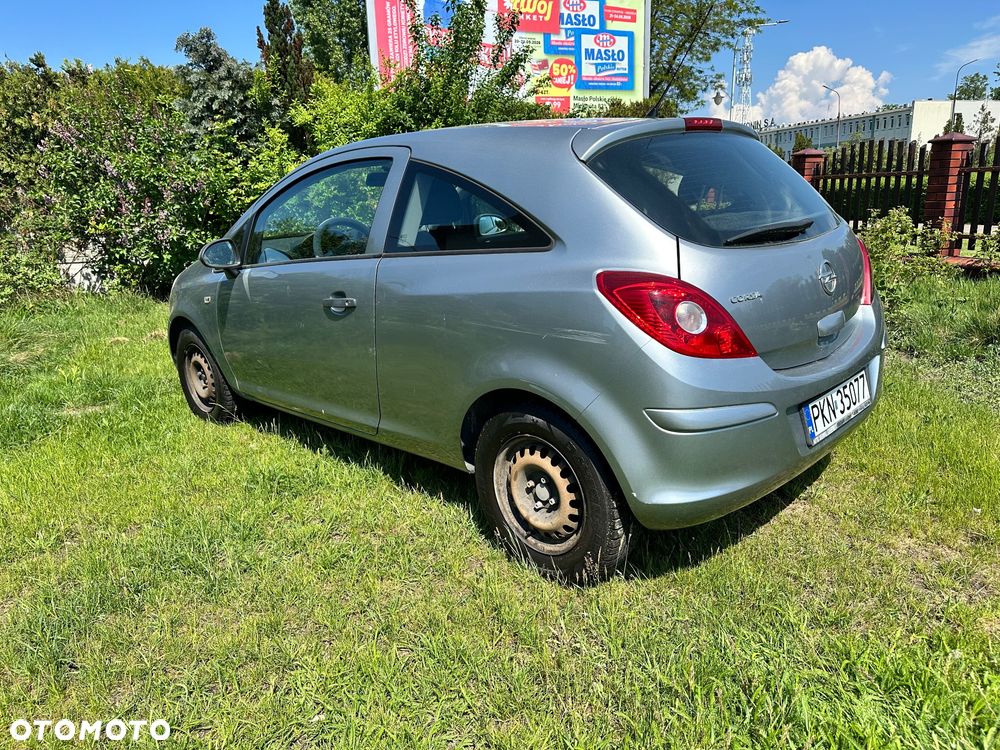Opel Corsa 1.0 12V Essentia - 4