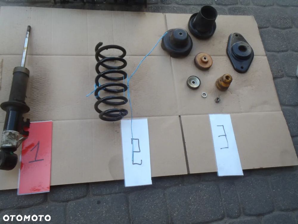 amortyzator amor zawieszenie uchwyt blacha sprężyna poduszka tylne zawieszenie tył jak nowe  mini cooper S r50 r51 r52 r53 r56 r57 jak nowe oryginał - 13