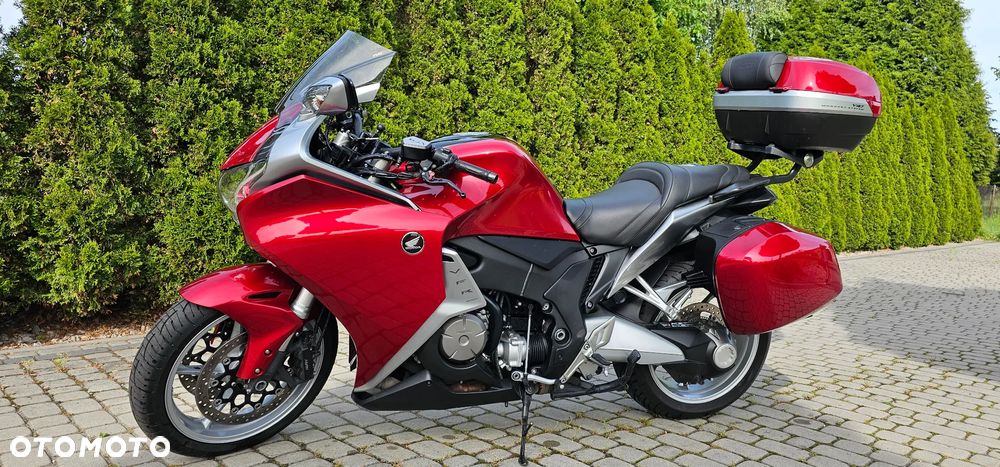 Honda VFR - 1