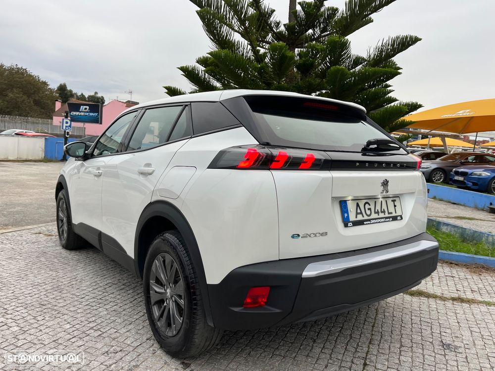 Peugeot e-2008 50 kWh Active Pack - 12