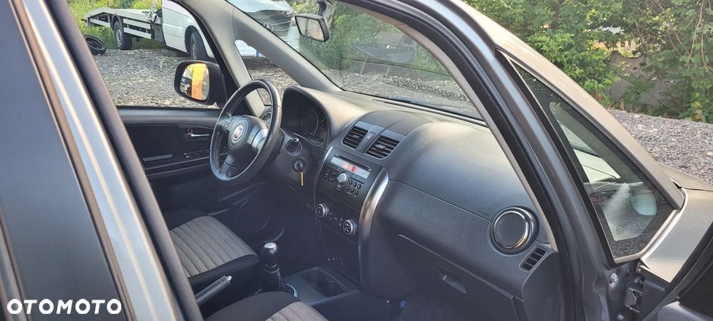 Fiat Sedici 1.6 16V 4x2 Dynamic - 23