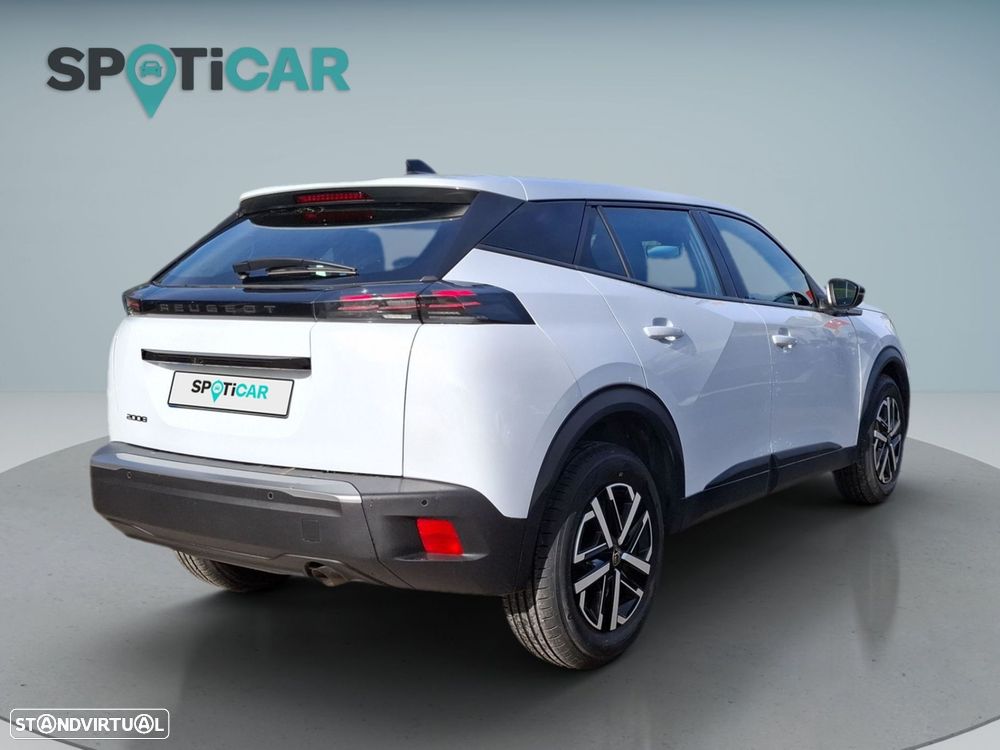Peugeot 2008 1.2 PureTech Active — fotografia 8