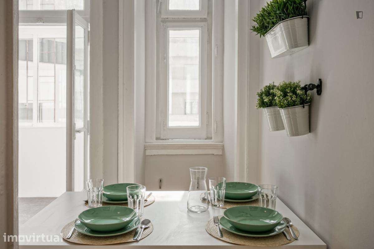 Quarto - localizado em Picoas Lisbon - Grande imagem: 4/20