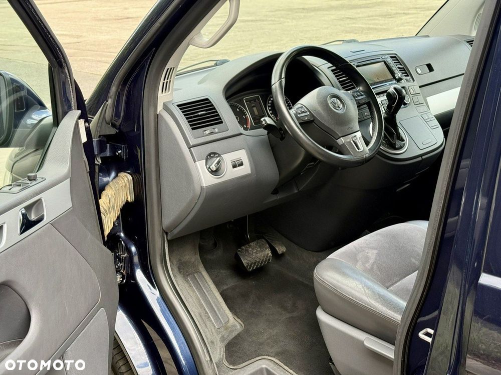 Volkswagen Multivan - 6