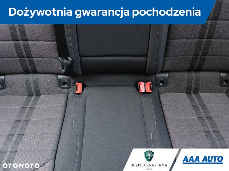 Volkswagen Golf - 11