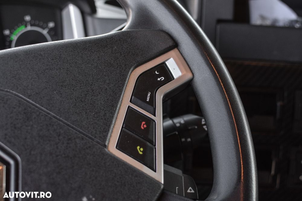 Renault HD006 - 9