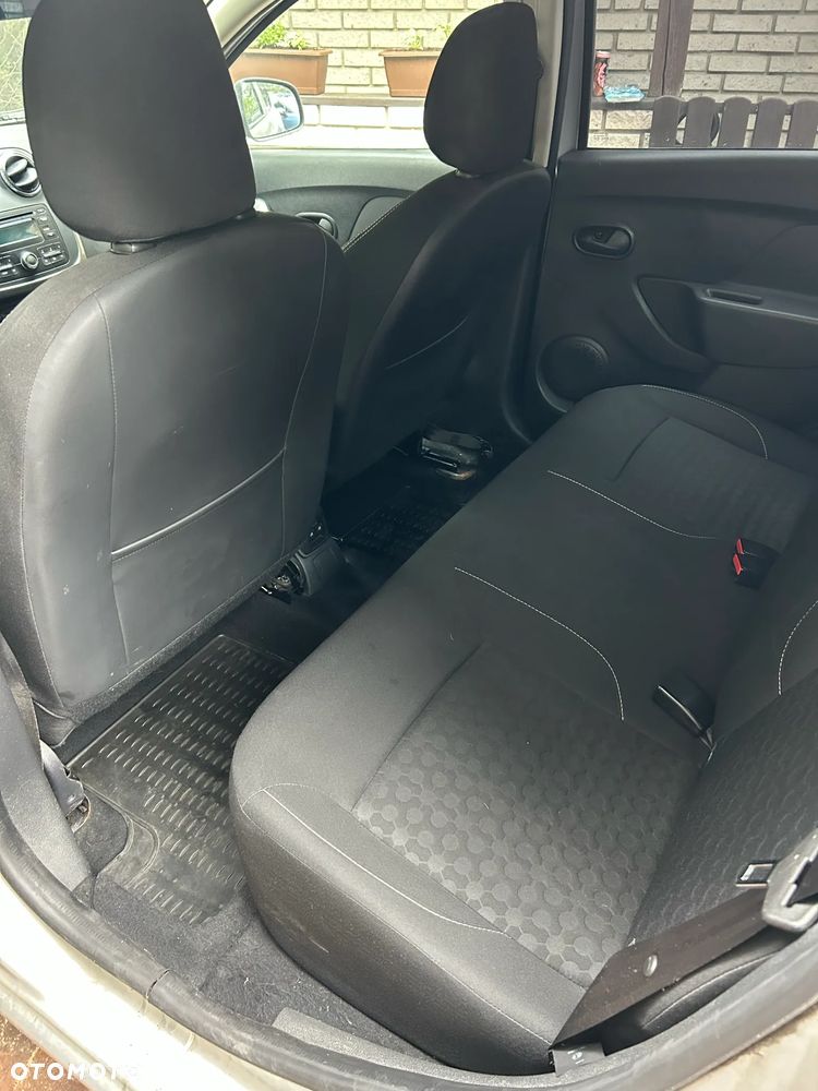 Dacia Logan 1.5 dCi Laureate S&S EU6 - 21