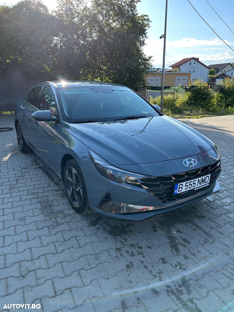 Hyundai Elantra 1.6 l 123 CP CVT Exclusive - 2