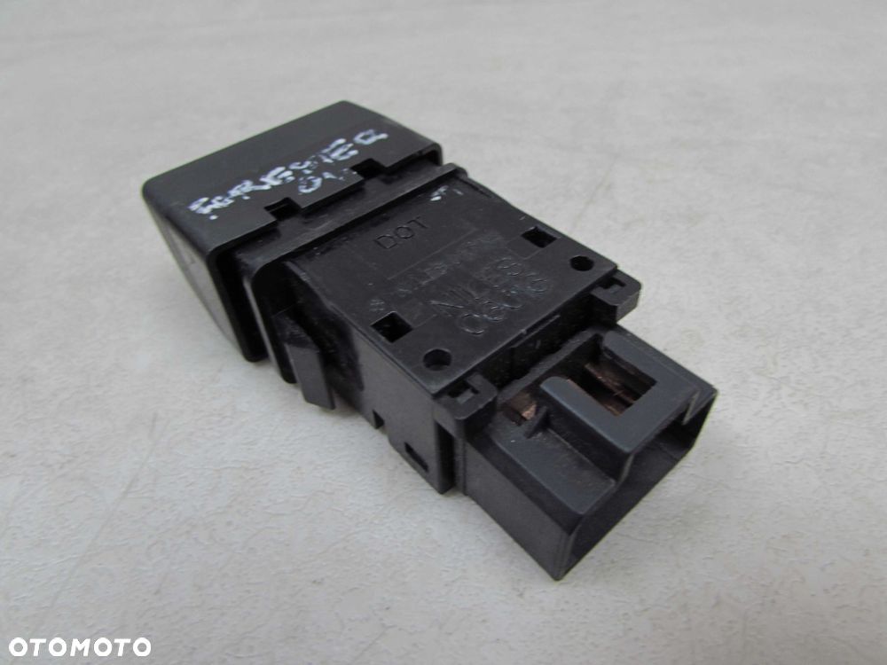SUBARU FORESTER I 97-02 PRZELACZNIK SWIATEL AWARYJNYCH - 3