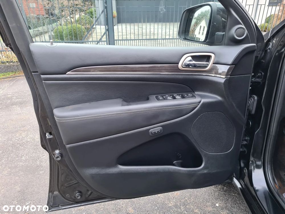 Jeep Grand Cherokee 3.0I Multijet Overland - 27