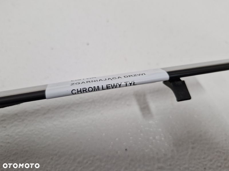 MITSUBISHI ASX 1 I LISTWA ZGARNIAJĄCA DRZWI LEWY TYŁ LEWA TYLNA CHROM - 4