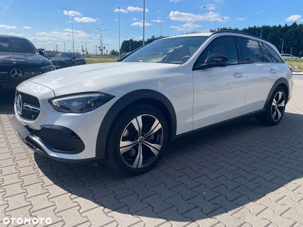 Mercedes-Benz Klasa C 220 d mHEV 4-Matic All-Terrain Avantgarde - 1