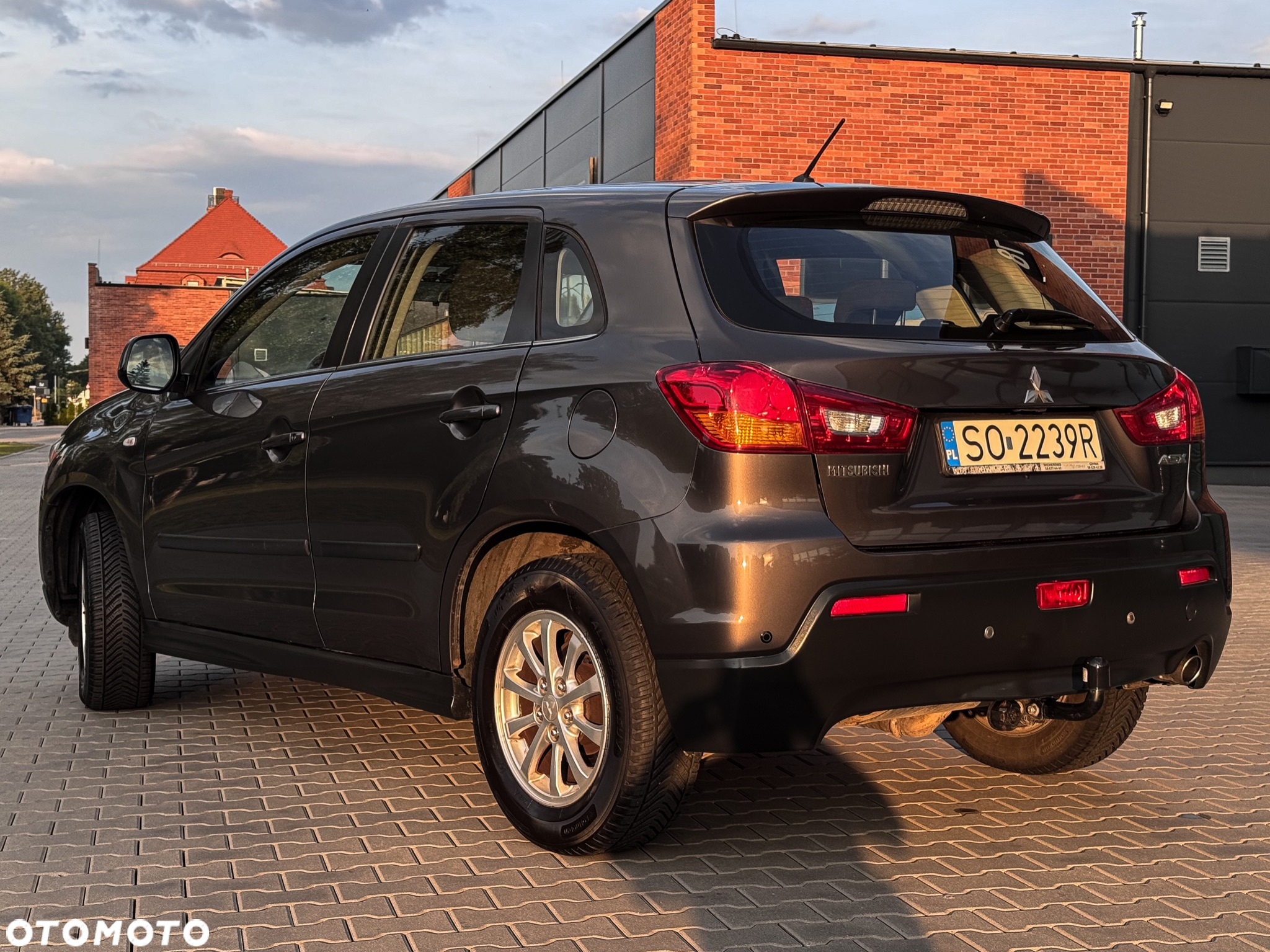 Mitsubishi ASX - 3