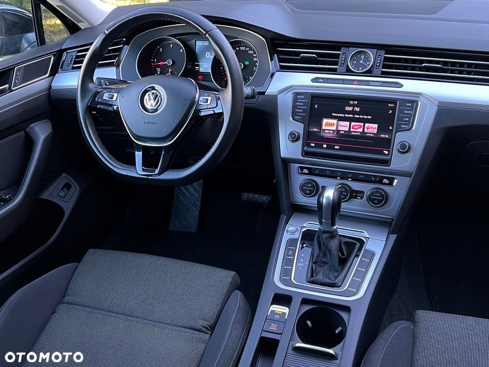 Volkswagen Passat 2.0 TDI BMT Highline DSG - 26