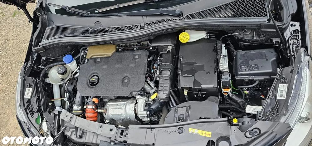 Peugeot 2008 1.5 BlueHDi Allure - 21