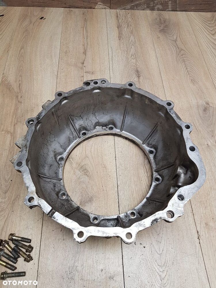 Łącznik silnik skrzynia biegów dzwon Mitsubishi Pajero III 3,2 DID - 6