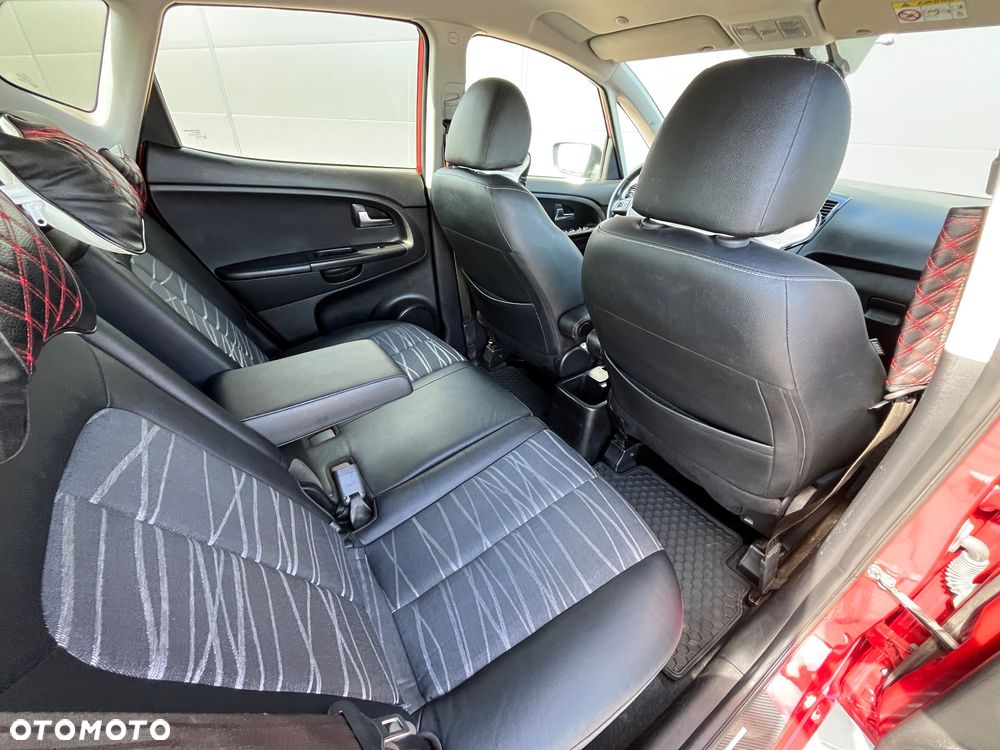 Kia Venga 1.4 L - 14