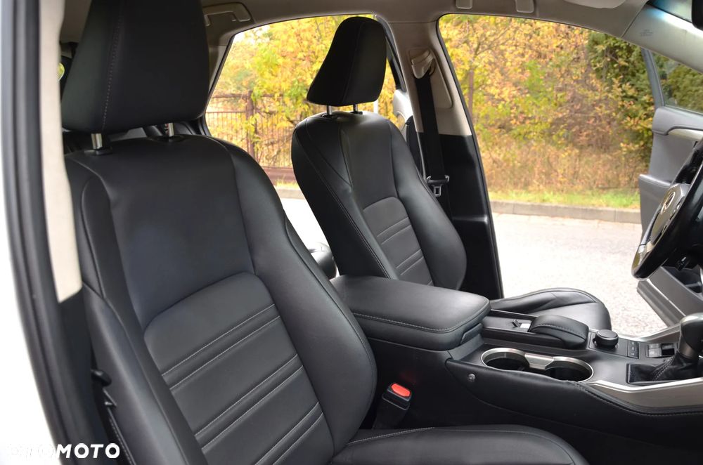 Lexus NX 350h Elegance 2WD - 17