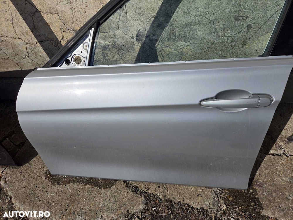 Usa stanga fata BMW seria 3 F30 F31 Glaciersilber Metallic A83 - 2