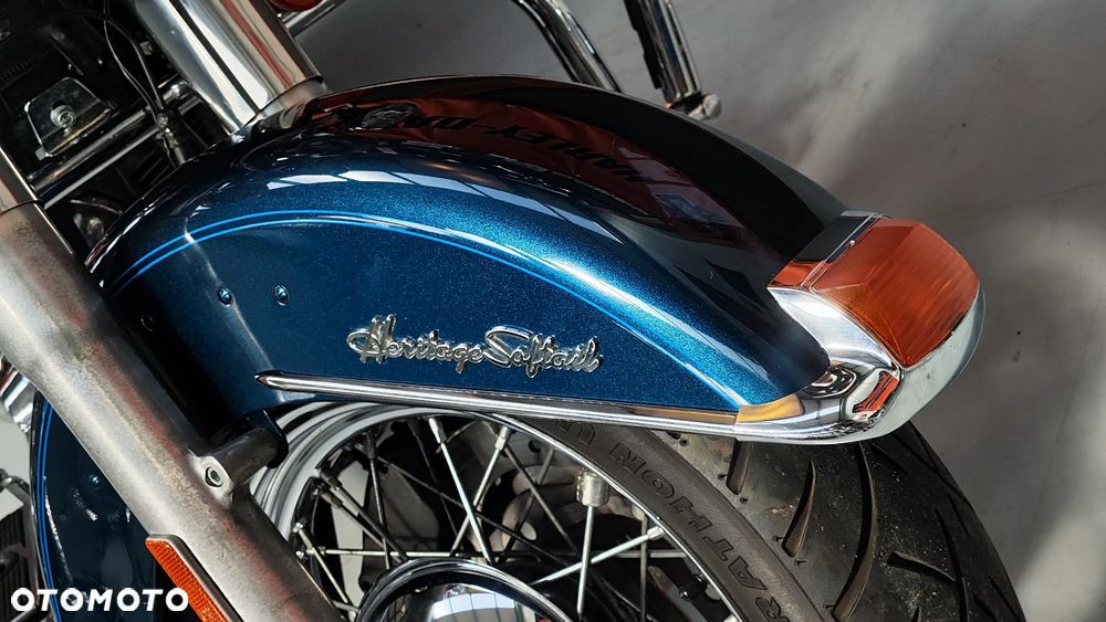 Harley-Davidson Softail Heritage Classic - 22